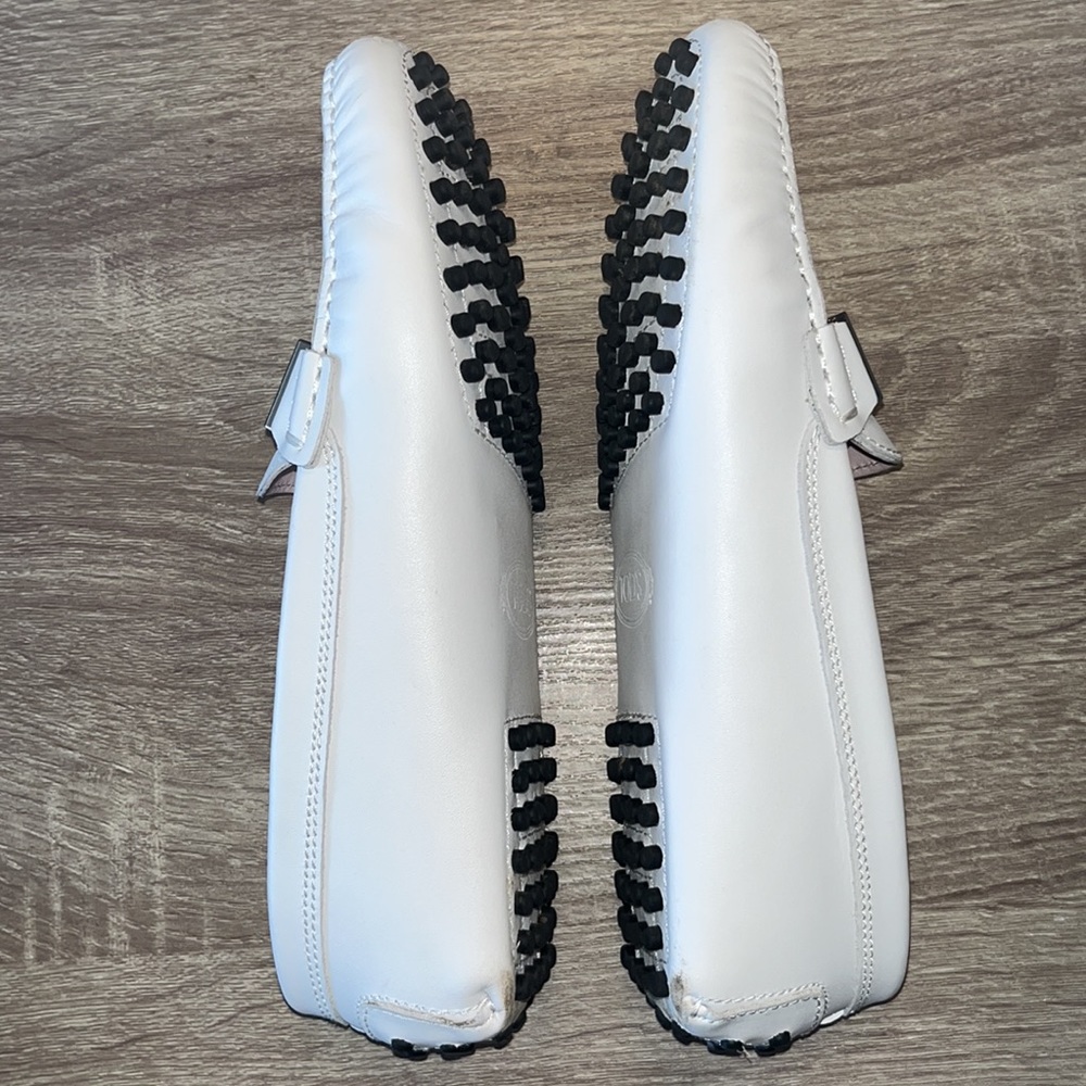 Authentic Tod’s Double T White Leather Gommino Driving Loafer Shoes - Picture 7 of 16